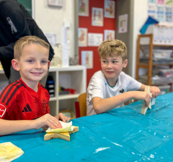 Weihnachtssterne für das Schulzentrum Oberes Elztal